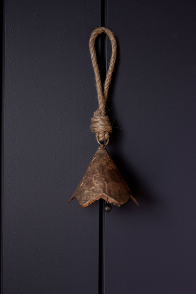 Luxe B Co - Scallop Bell Vintage Ornament Christmas Decor
